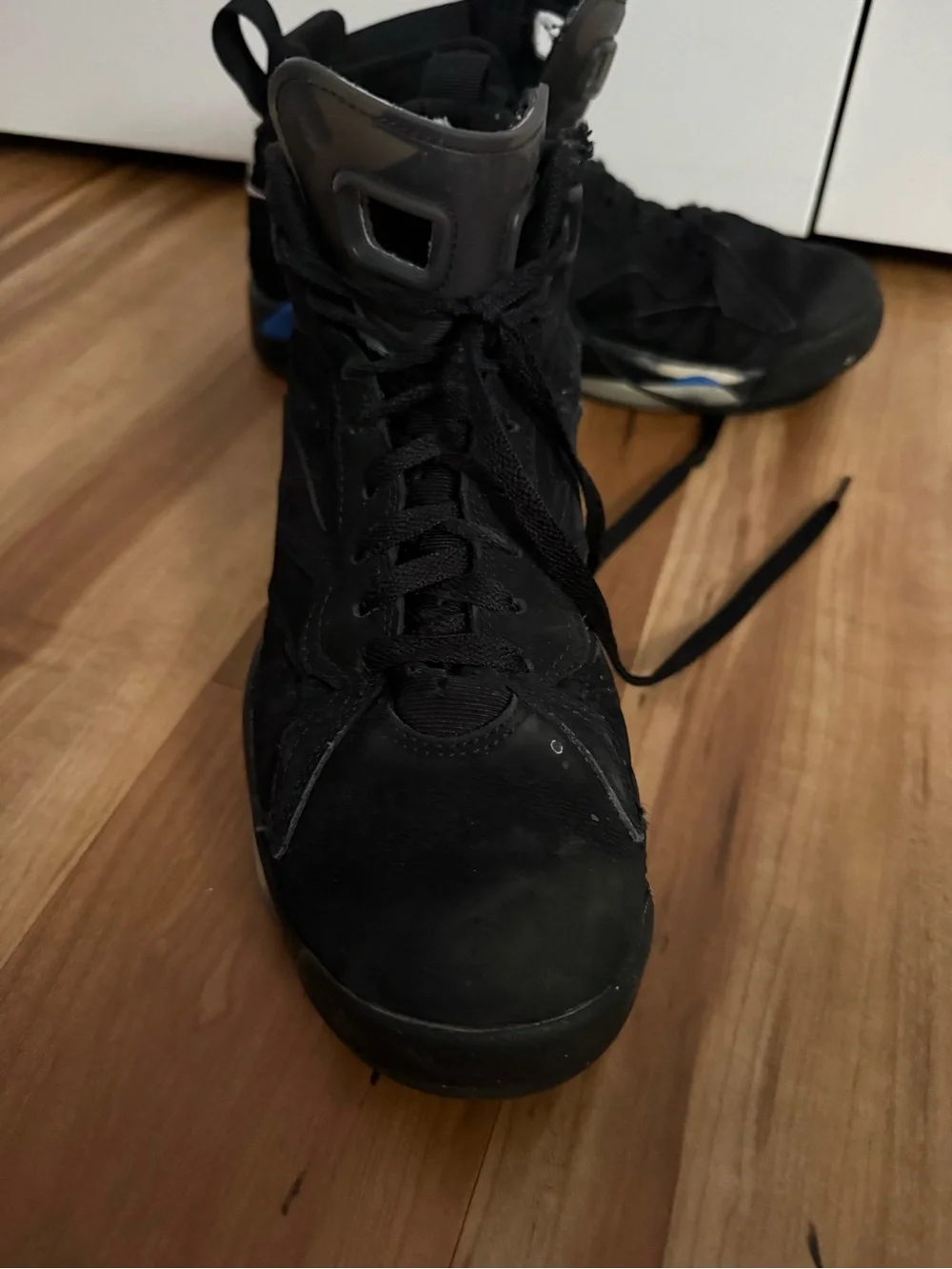 Jordan Men's Black & Blue High-Top Basketball Sneakers
